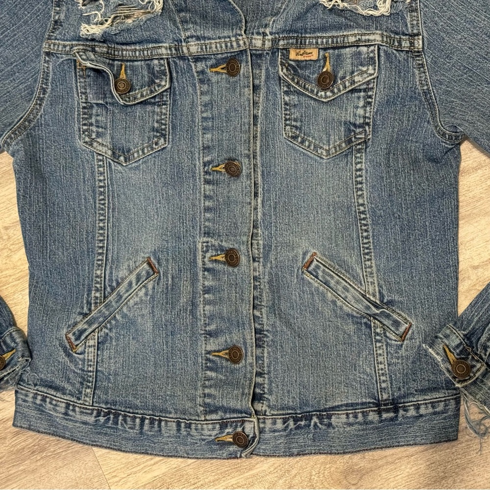 NEW Signature by Levi Stratus Heavy Distressed Rib Cage Denim Jacket Size Small - Picture 6 of 13